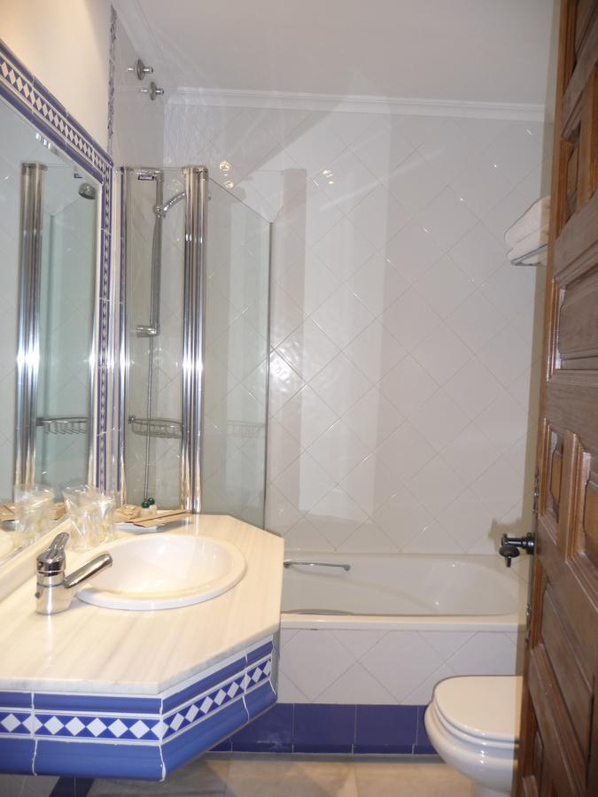 Hotel Casas Del Sevillano Эль-Торнадисо Экстерьер фото